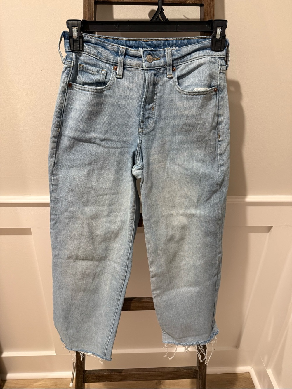 Old Navy Light Blue Cropped Ankle Jeans
